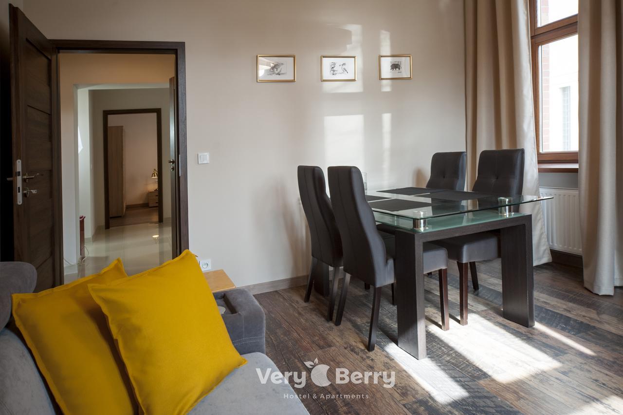 Przestronny Apartament Very Berry W Poznaniu Z Dwiema Sypialniami By Noclegi Renters Dış mekan fotoğraf