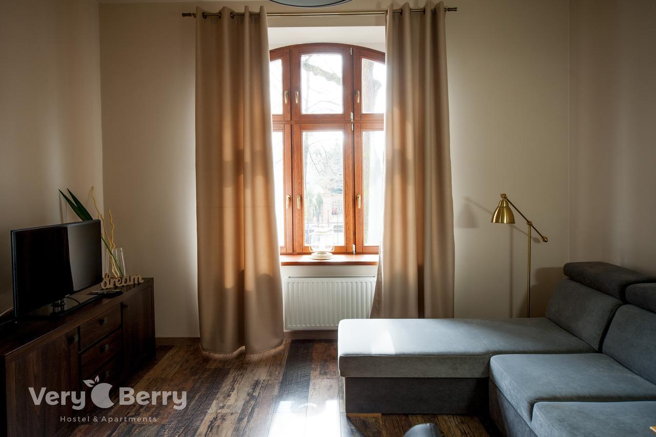 Przestronny Apartament Very Berry W Poznaniu Z Dwiema Sypialniami By Noclegi Renters Dış mekan fotoğraf