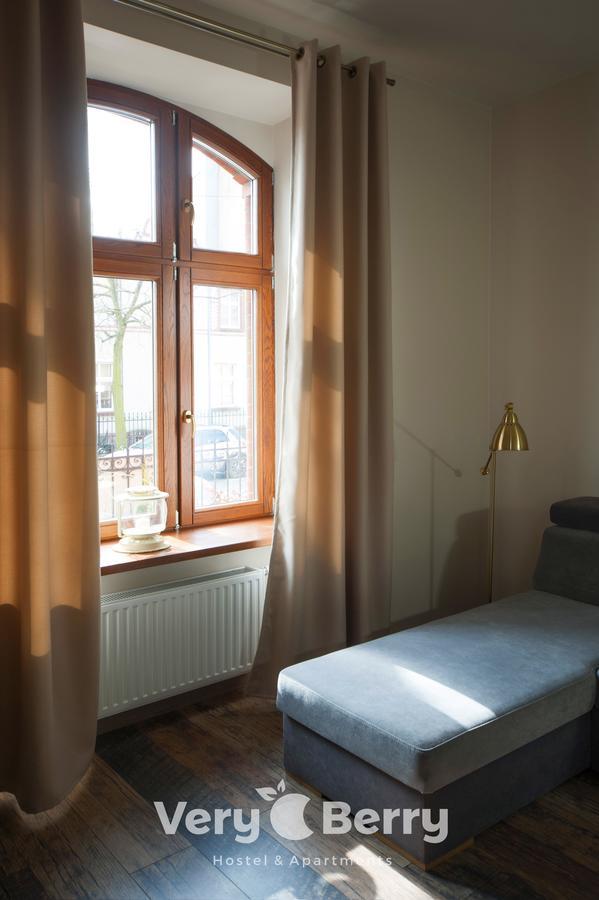 Przestronny Apartament Very Berry W Poznaniu Z Dwiema Sypialniami By Noclegi Renters Dış mekan fotoğraf