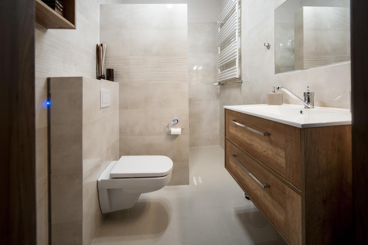 Przestronny Apartament Very Berry W Poznaniu Z Dwiema Sypialniami By Noclegi Renters Dış mekan fotoğraf