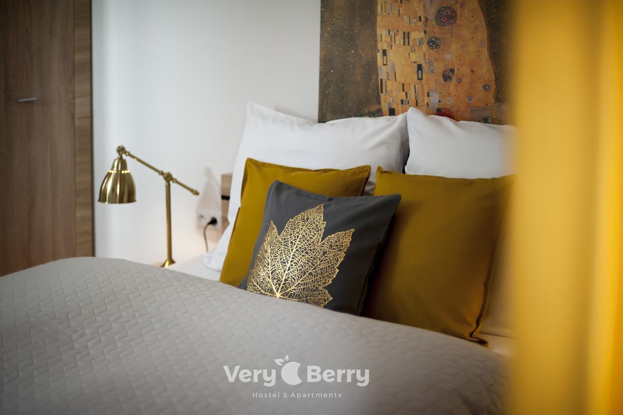 Przestronny Apartament Very Berry W Poznaniu Z Dwiema Sypialniami By Noclegi Renters Dış mekan fotoğraf